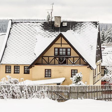 Villa Chalupa Hrazdenka V Krusnych Horach Horní Blatná Exterior foto