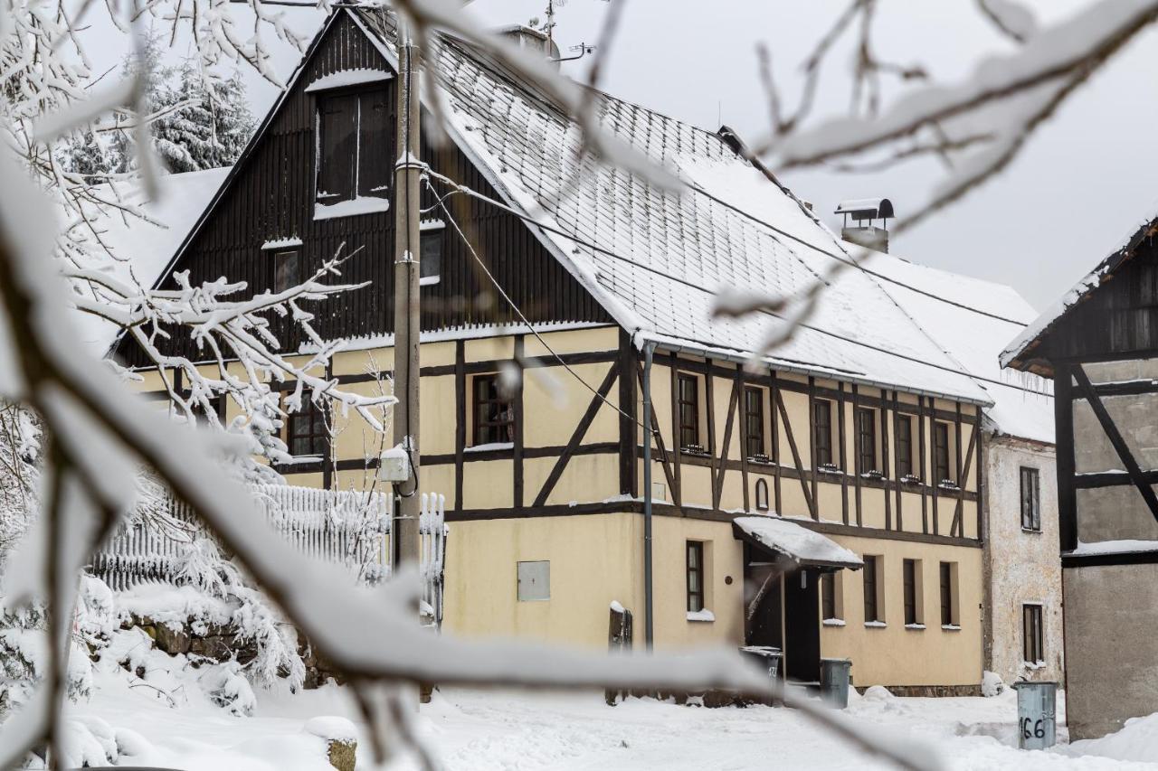 Chalupa Hrazdenka V Krusnych Horach Horní Blatná Exterior foto